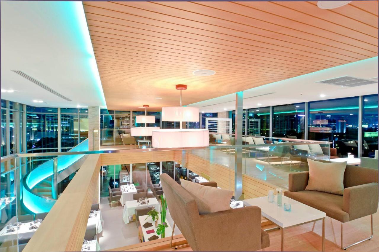 Sivatel Bangkok Hotel Exterior photo The interior of the lounge