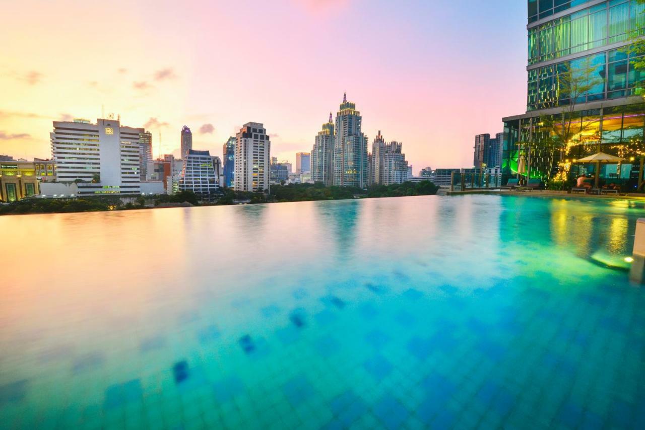 Sivatel Bangkok Hotel Exterior photo View of the Chao Phraya River from the hotel